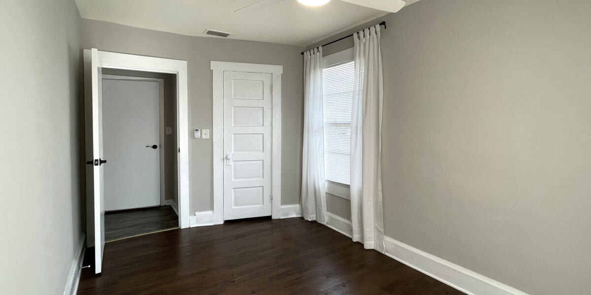 Old Northeast 2BR/1BA